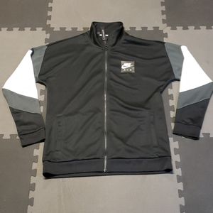 NWT NIKE AIR TRACK JACKET
